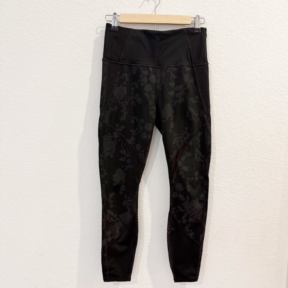 Athleta- Moonlight Precision 7/8 Black/Grey Floral Tights- S - Picture 2 of 8